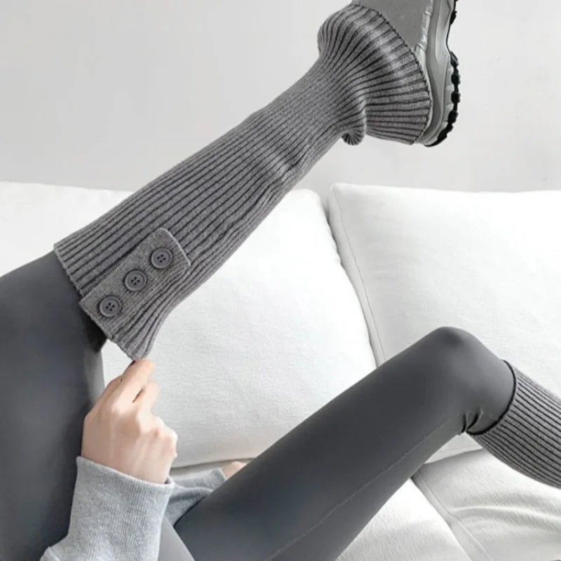 Autumn New Buckle Design Knitted Stripe Calf Sock Cover Versatile Casual Warm Calf Cover Must-have Item for Fashionistas Match