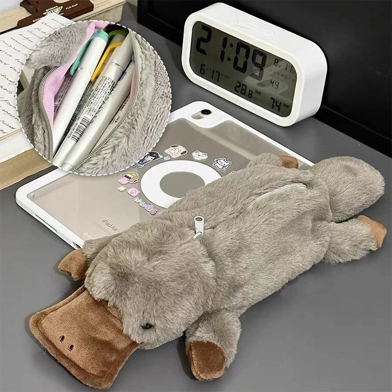 Imagem -02 - Cute Platypus Pencil Case Bolsa Cosmético Bolsa de Pelúcia Pen Grande Capacidade Bolsa de Armazenamento Material Escolar Papelaria