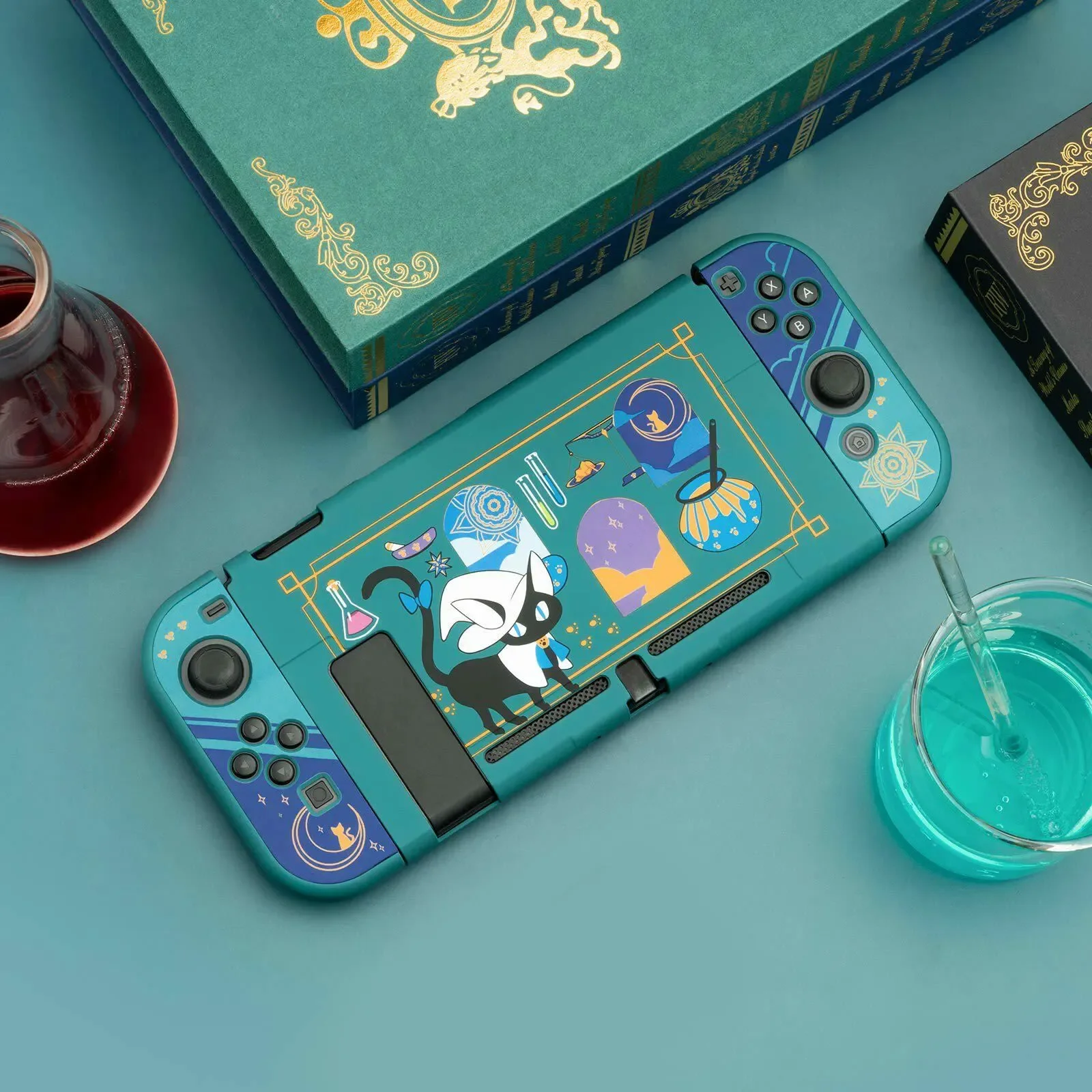 

Защитный чехол GeekShare, совместимый с тонким жестким чехлом для ПК Nintendo Switch, Alchemy Cat