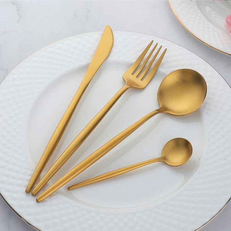 24PCS Luxury Korean Dinnerware Set Pink Gold Cutlery Set Stainless Steel Frost Knives Forks Set Tablespoons Wedding Tableware