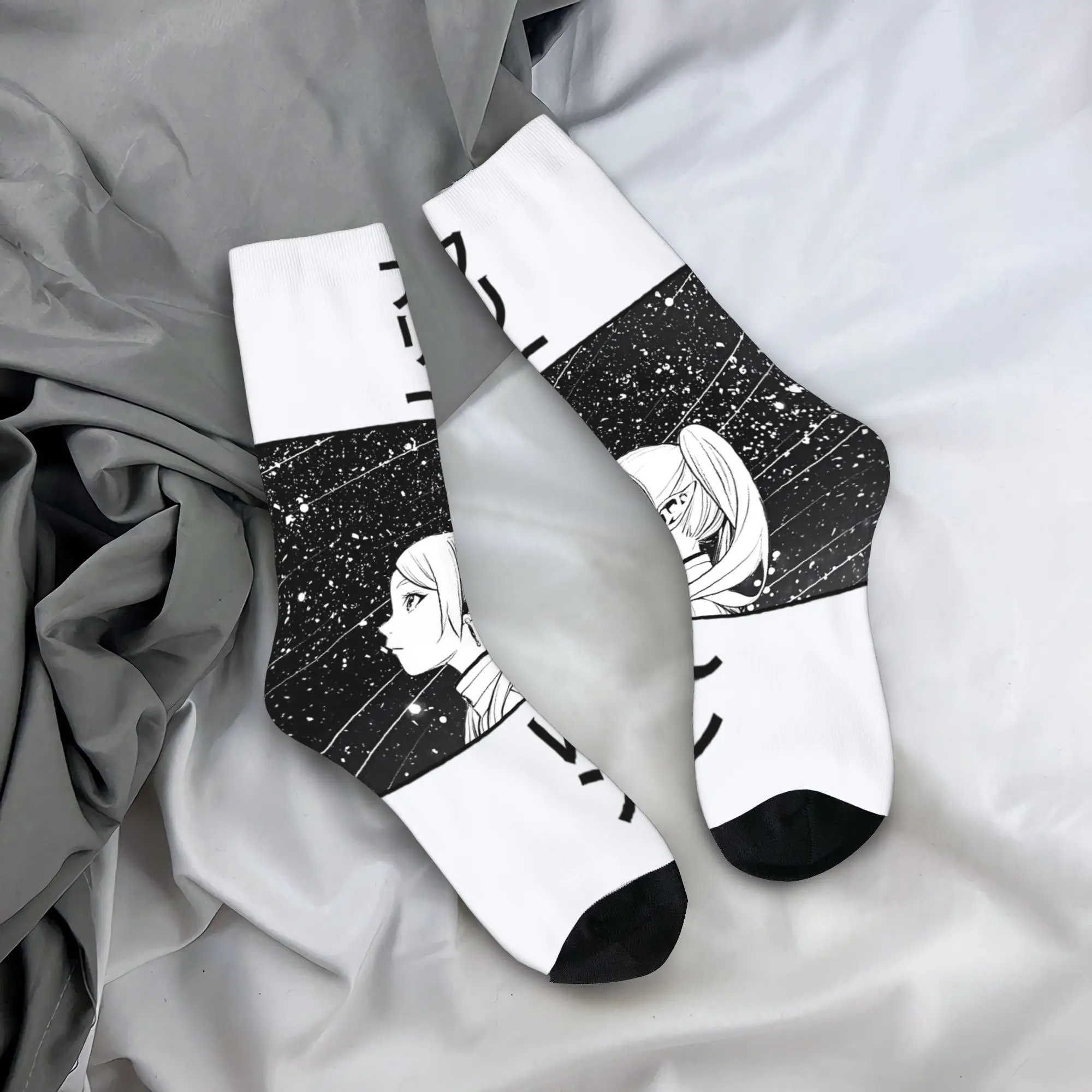 

Мужские носки Frieren, минималистичные чулки, противоскользящие качественные носки, зимние спортивные носки для бега с готическим принтом