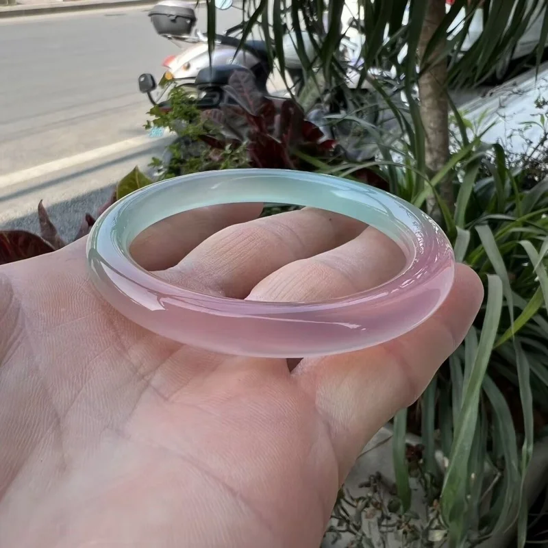 

Macaron Color Chalcedony round Bracelet Half Pink Half Green Landscape Artistic Conception Watermelon Color Yuanshan Dai Mauve J