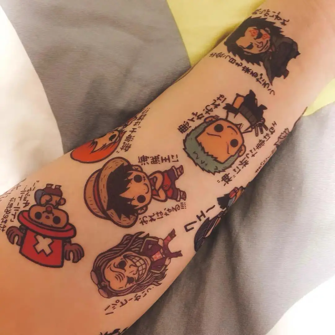 Nuevo Set de Pegatinas de Tatuajes Temporales, 18 Hojas, Diseño de Dibujos Animados de One Piece Luffy Zoro, Resistente al Agua y de Larga Duración para Hombres y Mujeres
