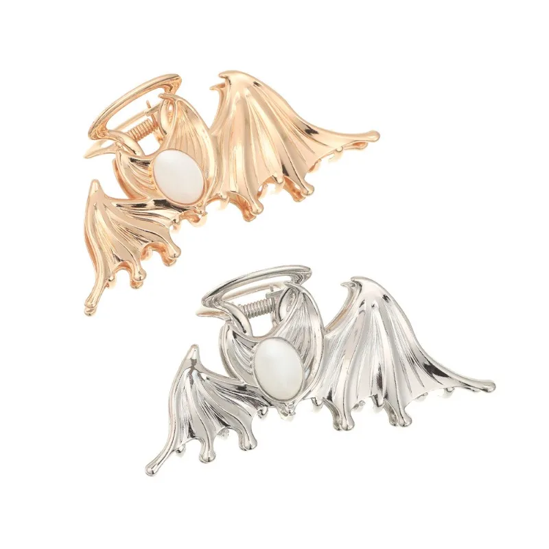 Gothic Golden Silver Color Alloy Bat Shaped Hair Claw Clip for Women Fashion Shark Clips Halloween Decoration Hair Accessories