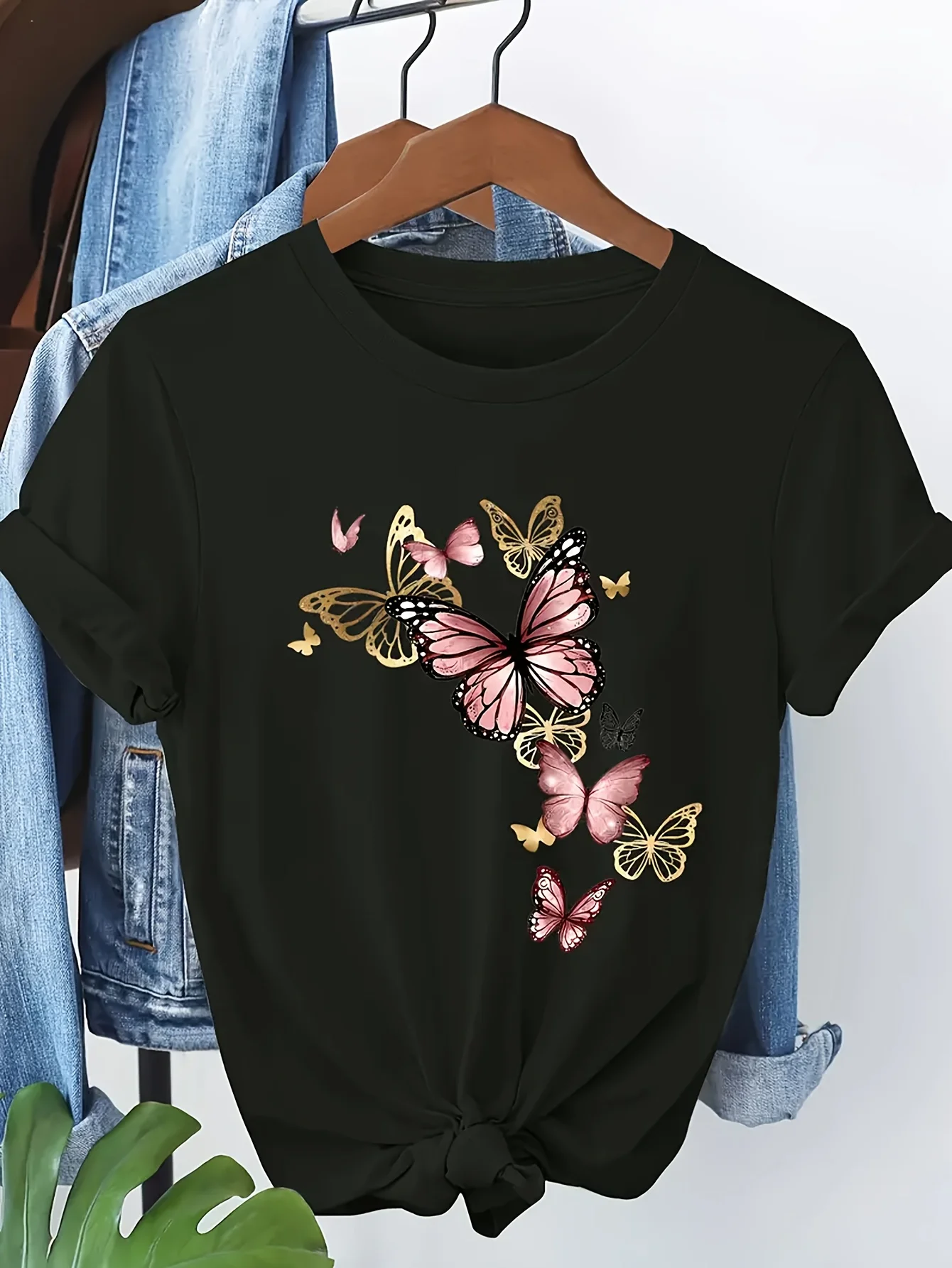 Sleeved T-shirt with Multi-colored Butterfly Prints Exudes Sweet and Romantic Charm Easy Design Ideal Daily Outfits Casual Style