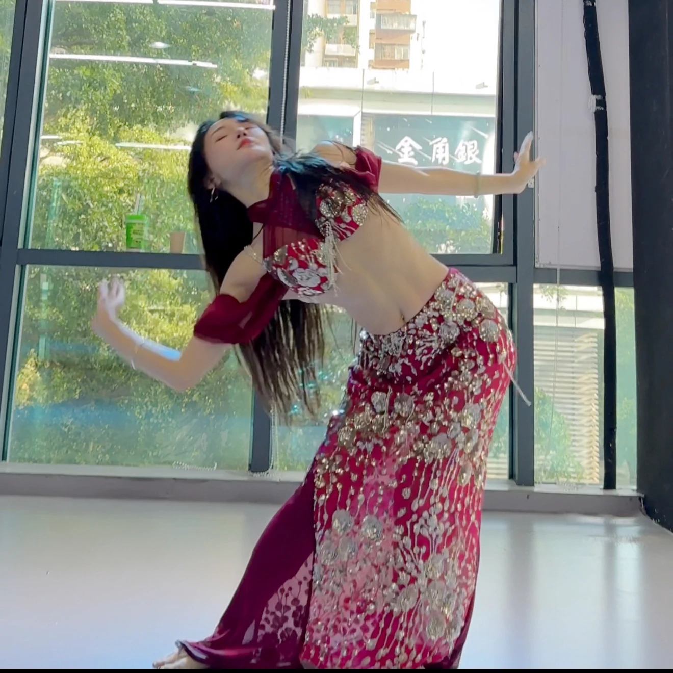 2025 traje de dança do ventre terno personalizado high-end lantejoulas borla desempenho conjunto para roupa de competição de dança oriental feminina