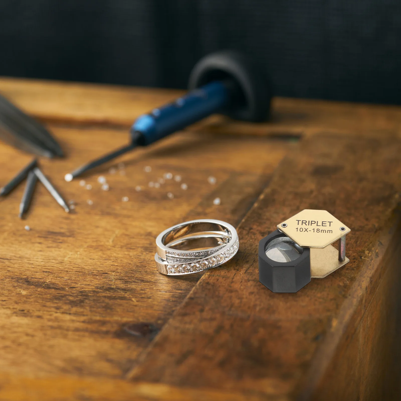 

Compact Metal Magnifier Lightweight Handheld Magnifier for Jewelry Identification Repairing Foldable Design with Protective Case