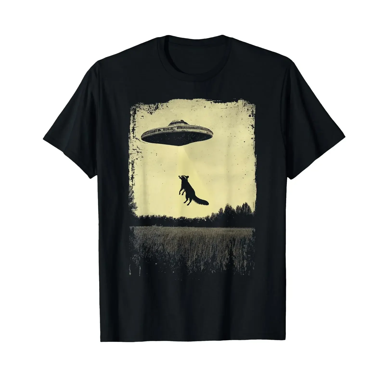 Vintage Distressed Raccoon UFO Alien Abduction Weirdcore Aesthetic  T Shirt vintage Washed Unisex Soft homme fashion