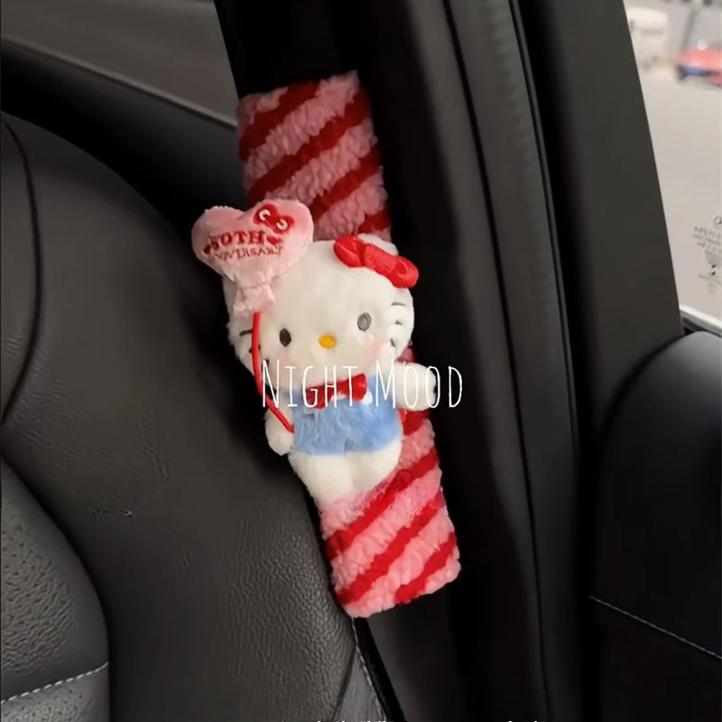 Hello Kitty New Striped Fluffy Don't Kick The Ballseat Belt Shoulder Protector Wysokiej jakości osłona ochronna do dekoracji samochodu