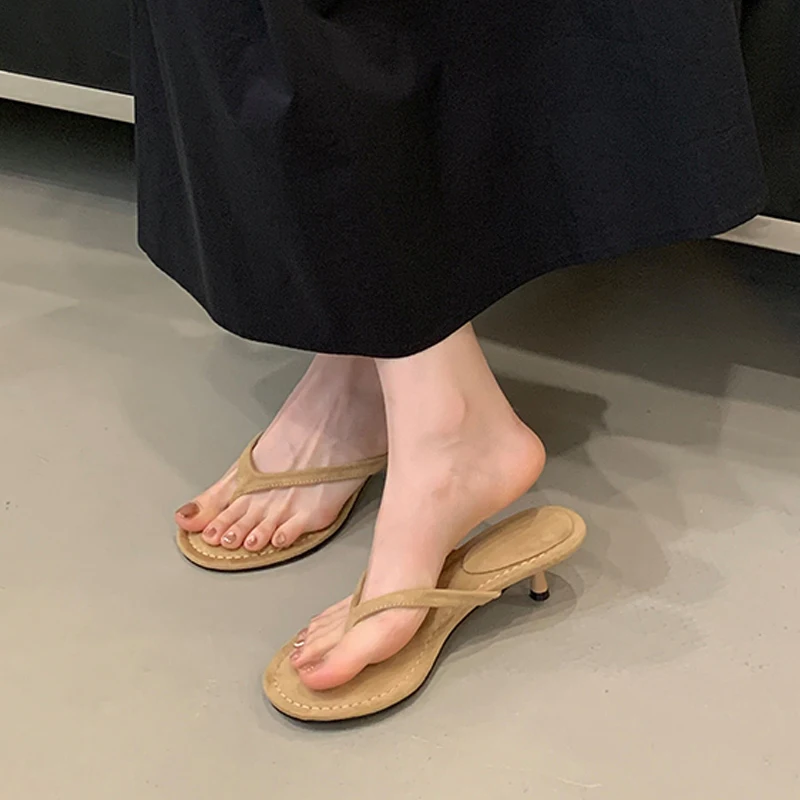 

Summer Fashion Slippers Women Low Heels Round Clip Toe Slides Casual Beach Sandals Flip Flops Slip On Shoes Zapatos De Mujer