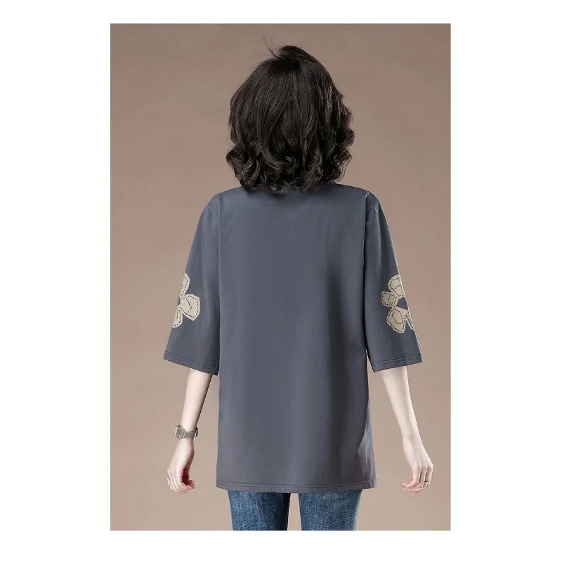 T-shirt a maniche lunghe con scollo tondo alla moda per donna Pullover stampato casual ampio Top elegante e versatile a maniche corte