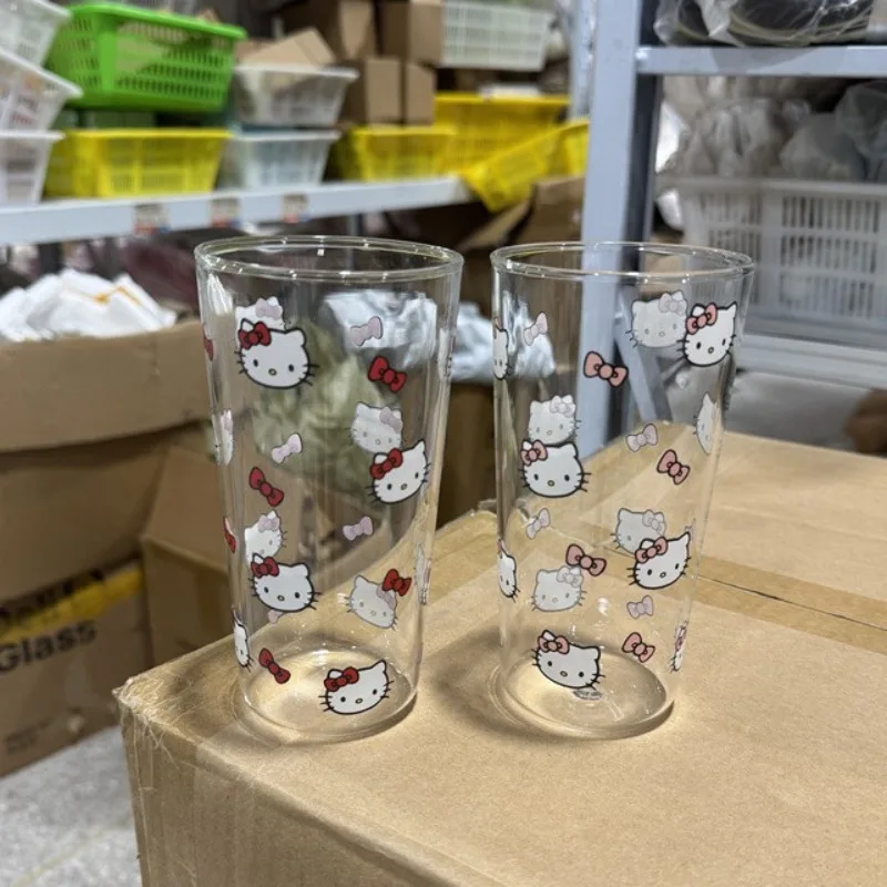 Kawaii Hello Kitty ชั้นเดียวถ้วยความจุขนาดใหญ่ทนความร้อนน้ําอาหารเช้านมกาแฟถ้วยน้ําผลไม้ขายส่งวันหยุดของขวัญ