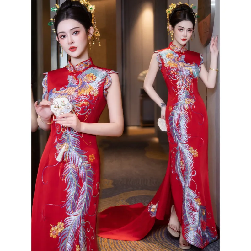 

Красное атласное облегающее китайское платье Ципао с вышивкой Феникса, свадебное платье-тост со шлейфом, традиционный свадебный торжественный наряд