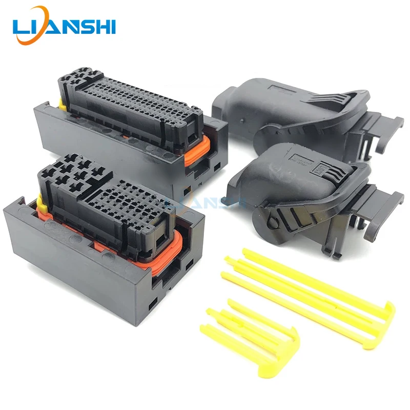Suitable for Komatsu excavator computer version plug 81 pin 40 pin Komatsu PC200-8 pump controller hydraulic motherboard plug