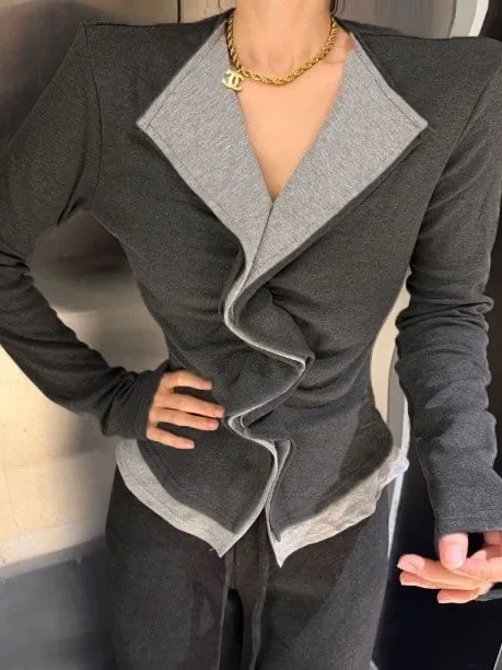 

Sweet And Spicy Long Sve Waist-Cut T-irt Women's Faion Design Folded Hem Fake Two-Piece Top for Autumn 2025