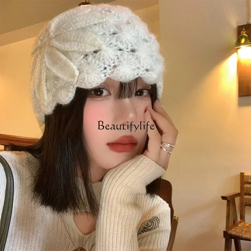 Korean hollow flower bag autumn and winter cold warm wool hat handmade hook hat versatile