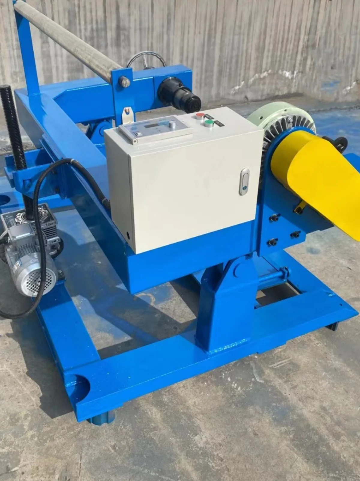 Frequency conversion cable frame cable automatic high-speed extruder double head shaftless magnetic powder take-up machine