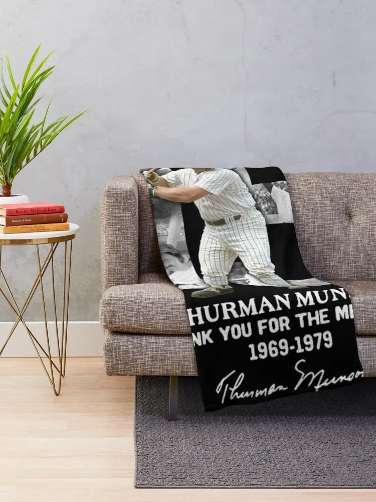 Thurman Munson Thank You For The Memories 1969 1979 Signature Throw Blanket Shaggy blankets and throws Blankets