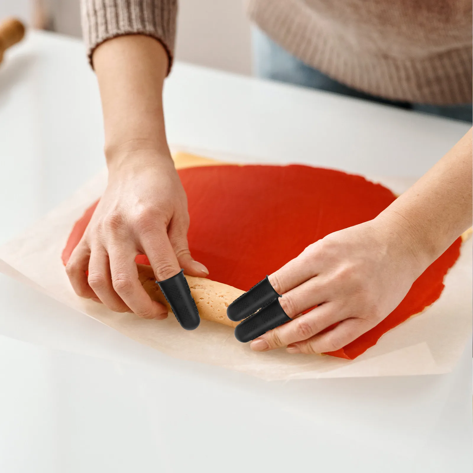 

12Pcs Heat Resistant Silicone Finger Sleeves Finger Protectors Anti-Slip Reusable Thumb Guards for Sewing Hot Glue Crafting