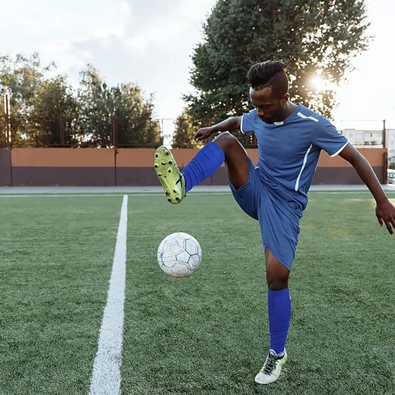 Manches de compression de mollet de football pour hommes et femmes, chaussettes de jambe froissées, accessoires de sport pour garçons