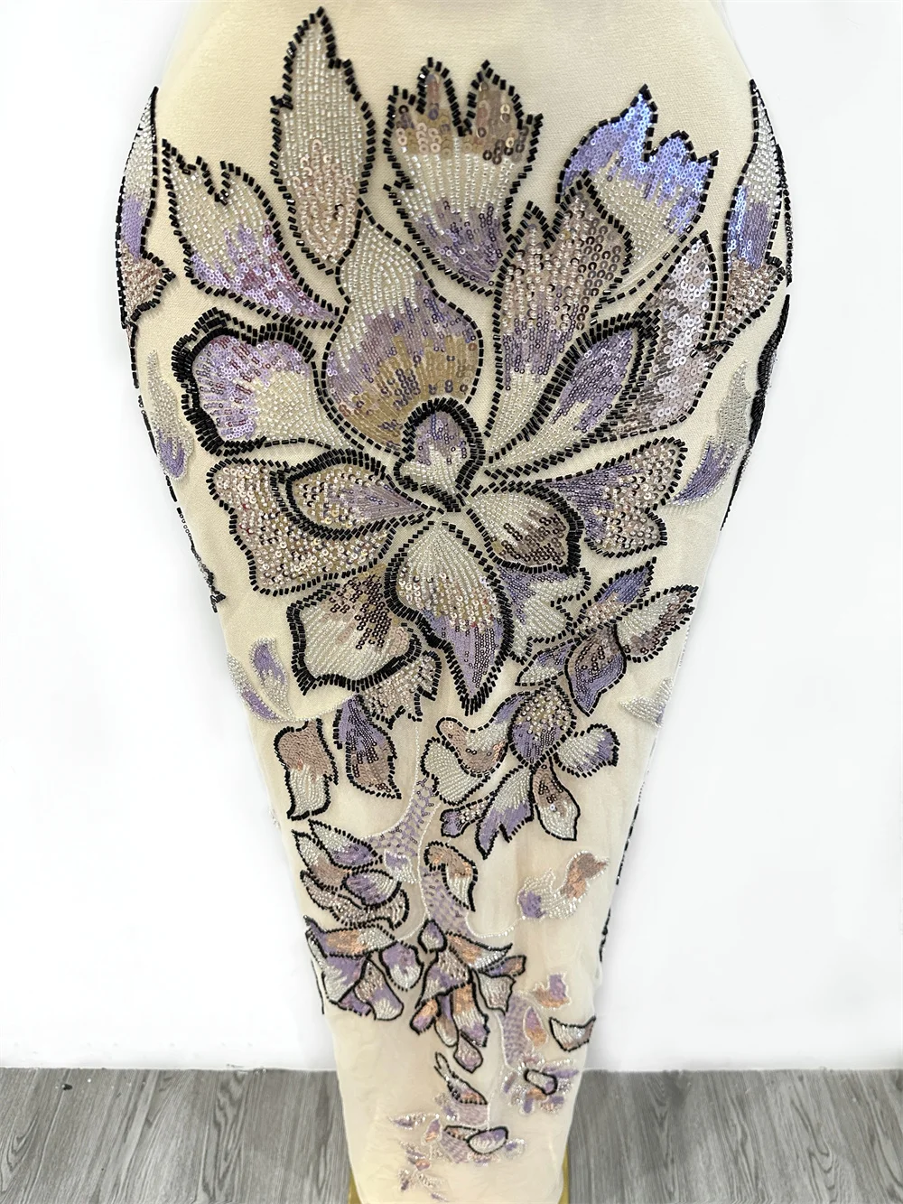 

African Fabric Lace 5 Yards With Groom Embroidery Luxury High Quality 2025 Heavy Sequin French Beaded Lace Fabrics For Sewing