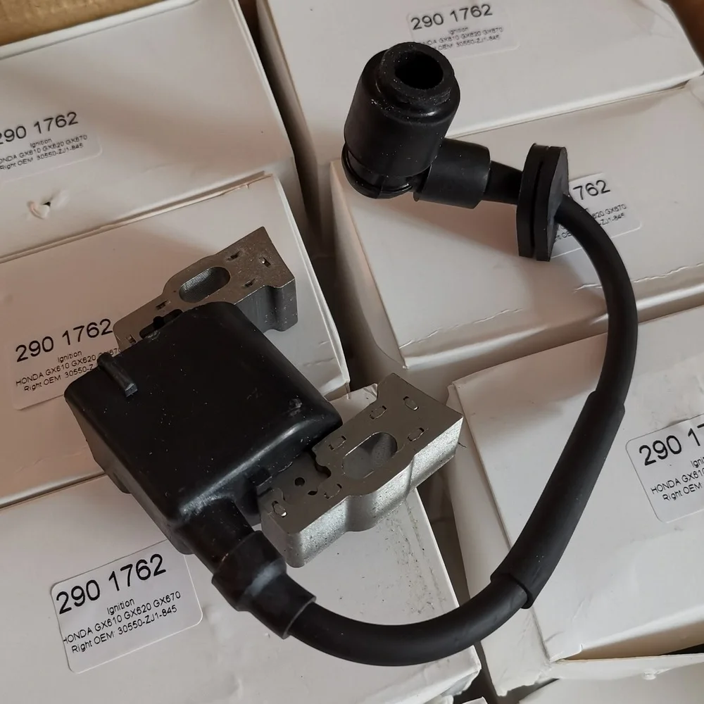 Right and Left Ignition Coil for Honda GX610 GX620 GX670 V Twin 30500-ZJ1-013 30550-ZJ1-845 CHAMPION G680HKE / GG12000