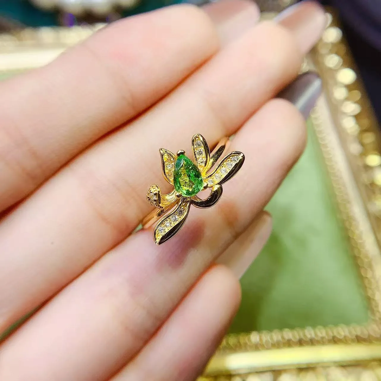 

4*6mm Natural Tsavorite Ring Real S925 Sterling Silver Certificate Flower Design Fine Charm Weddings Jewelry for Women FS