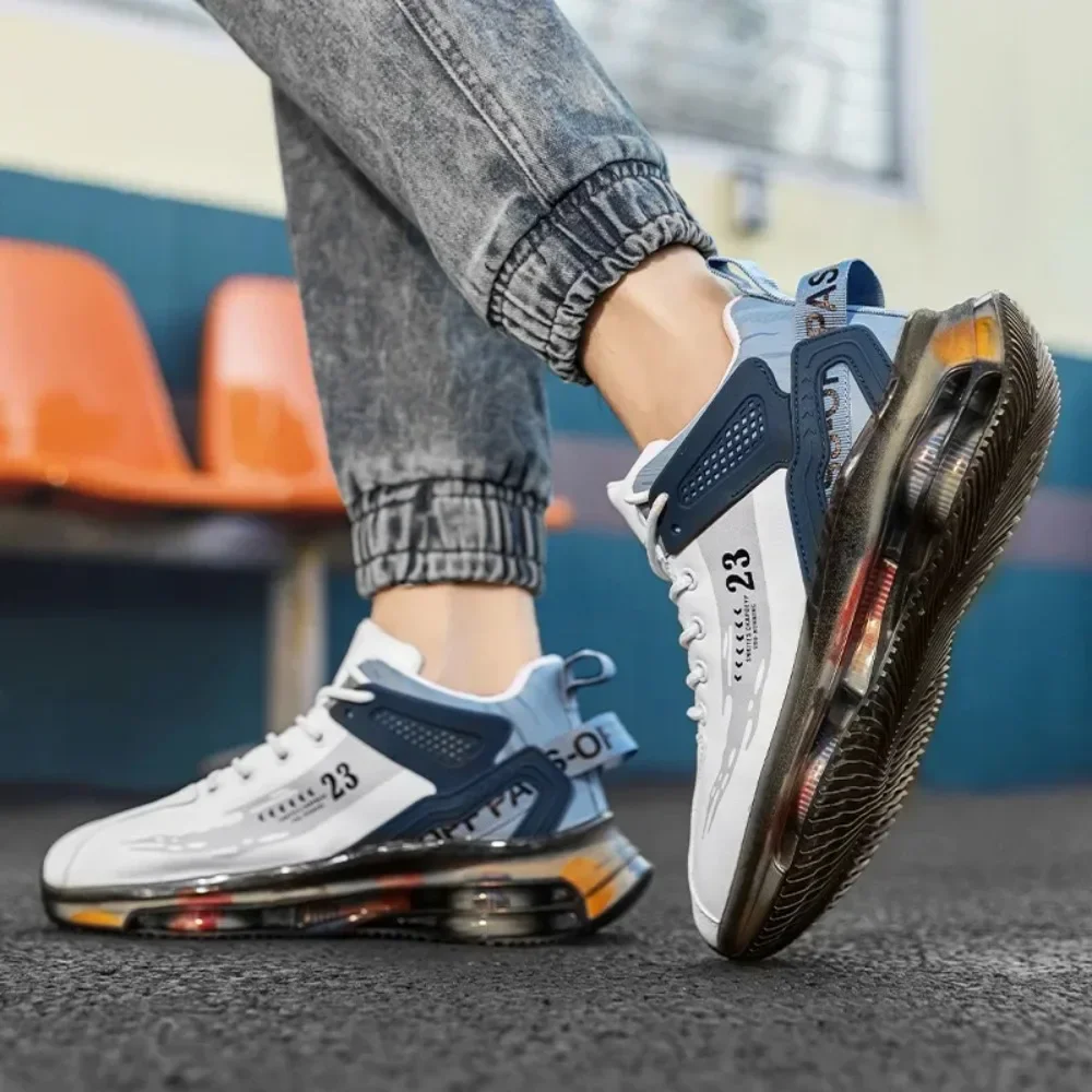 أحذية رياضية رجالي جديدة قابلة للتنفس متعددة الاستخدامات أحذية رياضية كاجوال مريحة وغير قابلة للانزلاق أحذية متينة للأنشطة الخارجية حذاء جري عالي الجودة