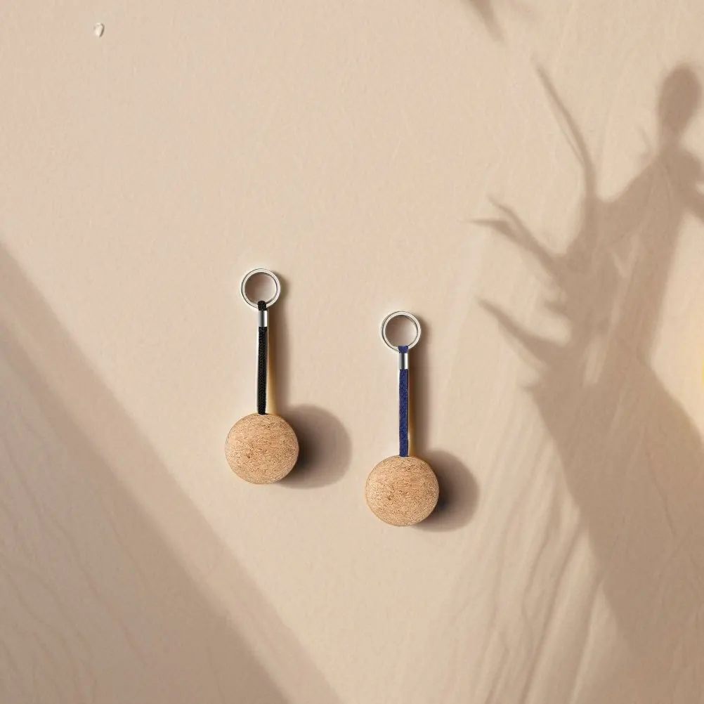 

2Pcs Round Wood Ball Keychain Floating Buoyant Key Ring Lightweight Outdoor Water Sports Kayaking Boating Keychain Creative