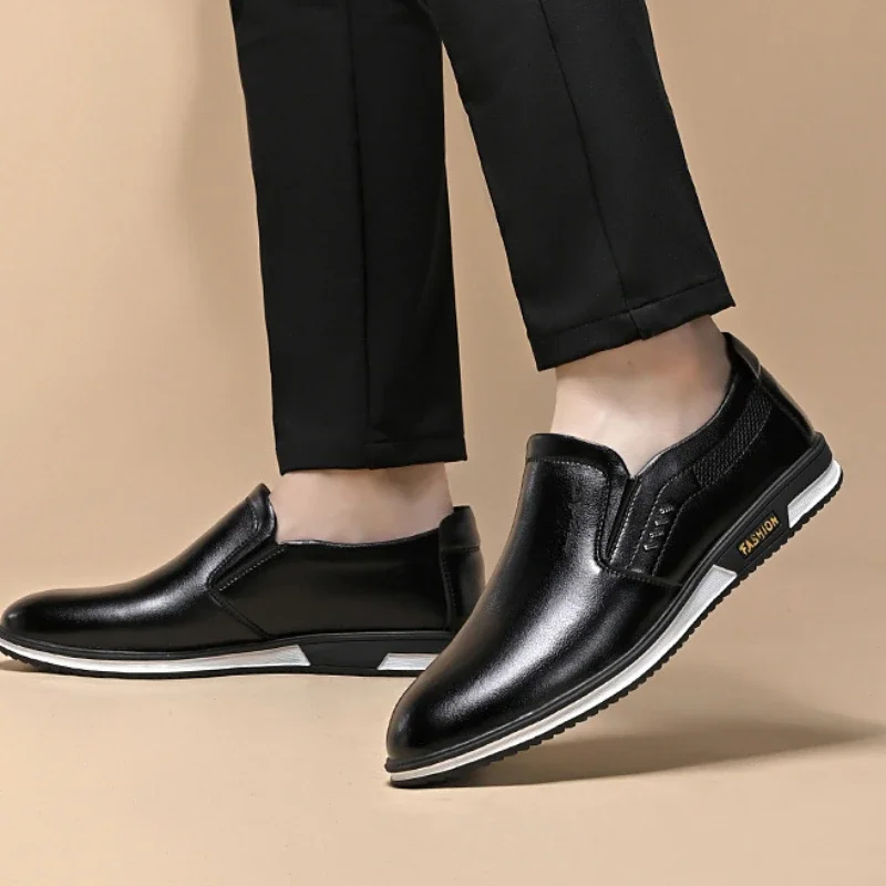 Leren Schoenen Voor Mannen 2023 Nieuwe Mannen Ademende Outdoor Slip-On Casual Schoenen Zakelijke Formele Schoenen Pu lederen Loafers Voor Mannen