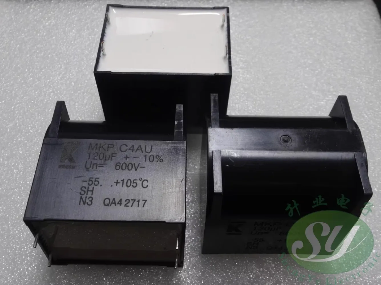 

AV MKP C4AU 120uf/600V 127 New absorbing film capacitor