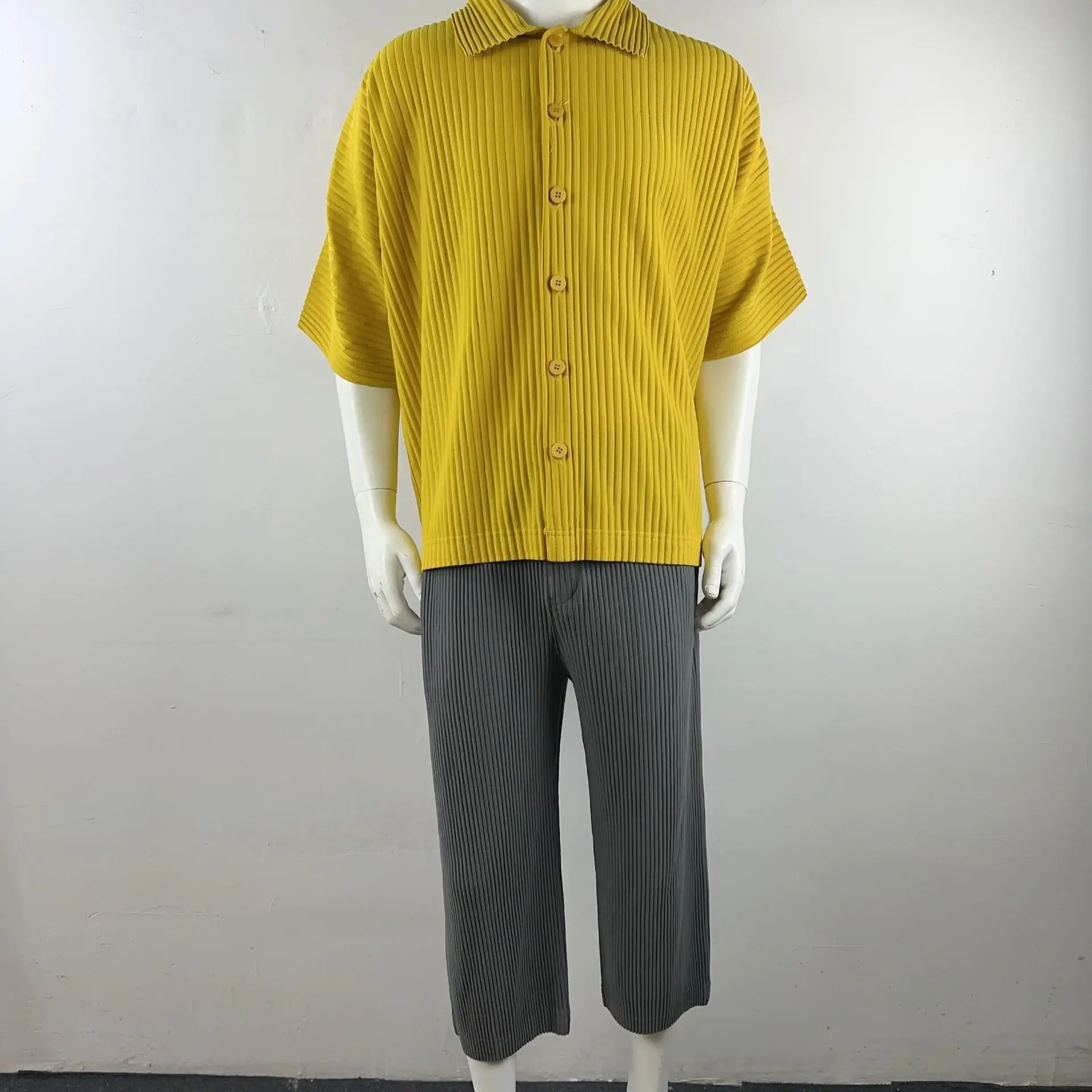 Miyake Men's Summer 2025 Straight Pants Japanese Pleated Trend Fashion Plisse Premium Design Loose Casual Wide Leg Cropped Pants