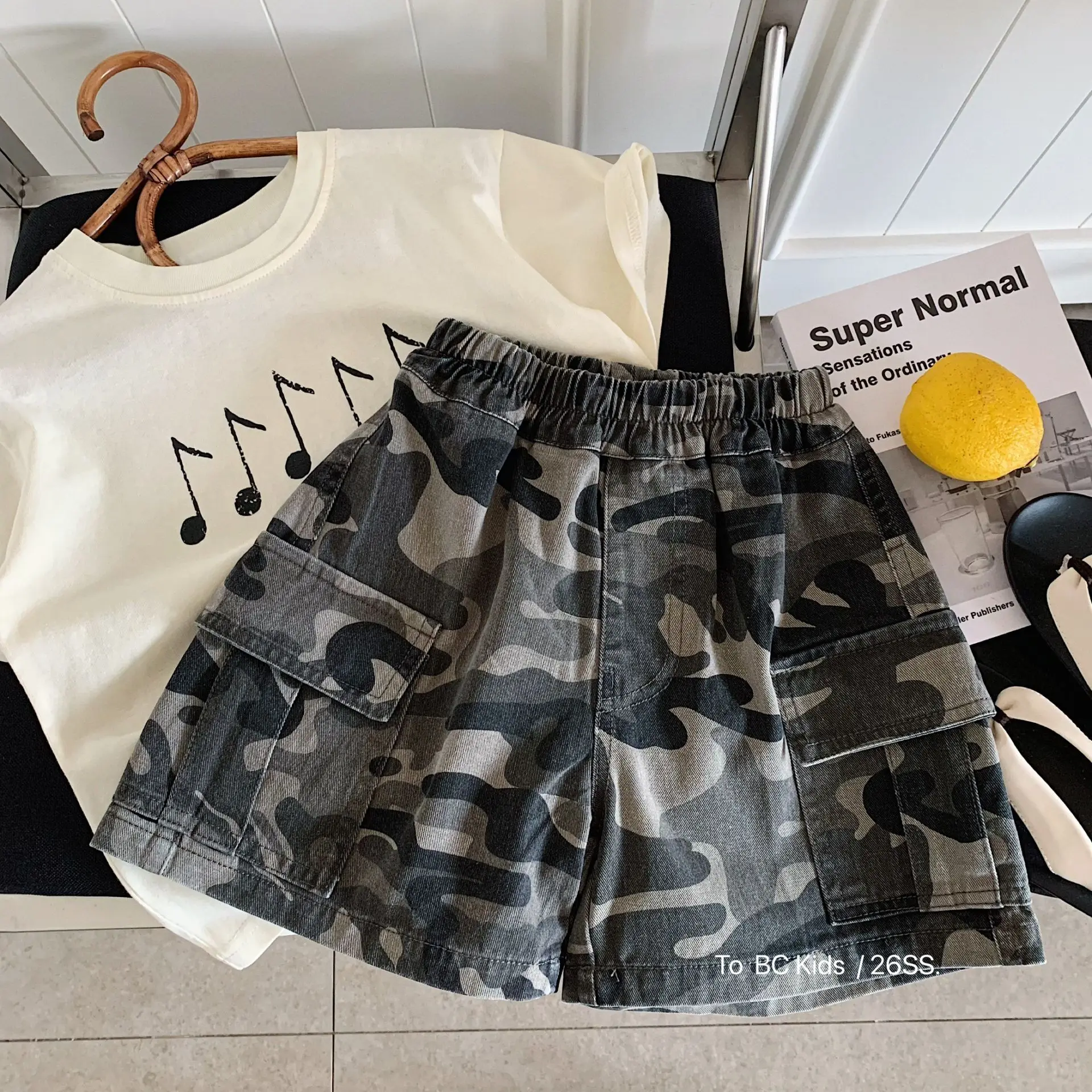 Boys' camouflage shorts 2026 summer new children's workwear casual five quarter pants boys' mid pants trend