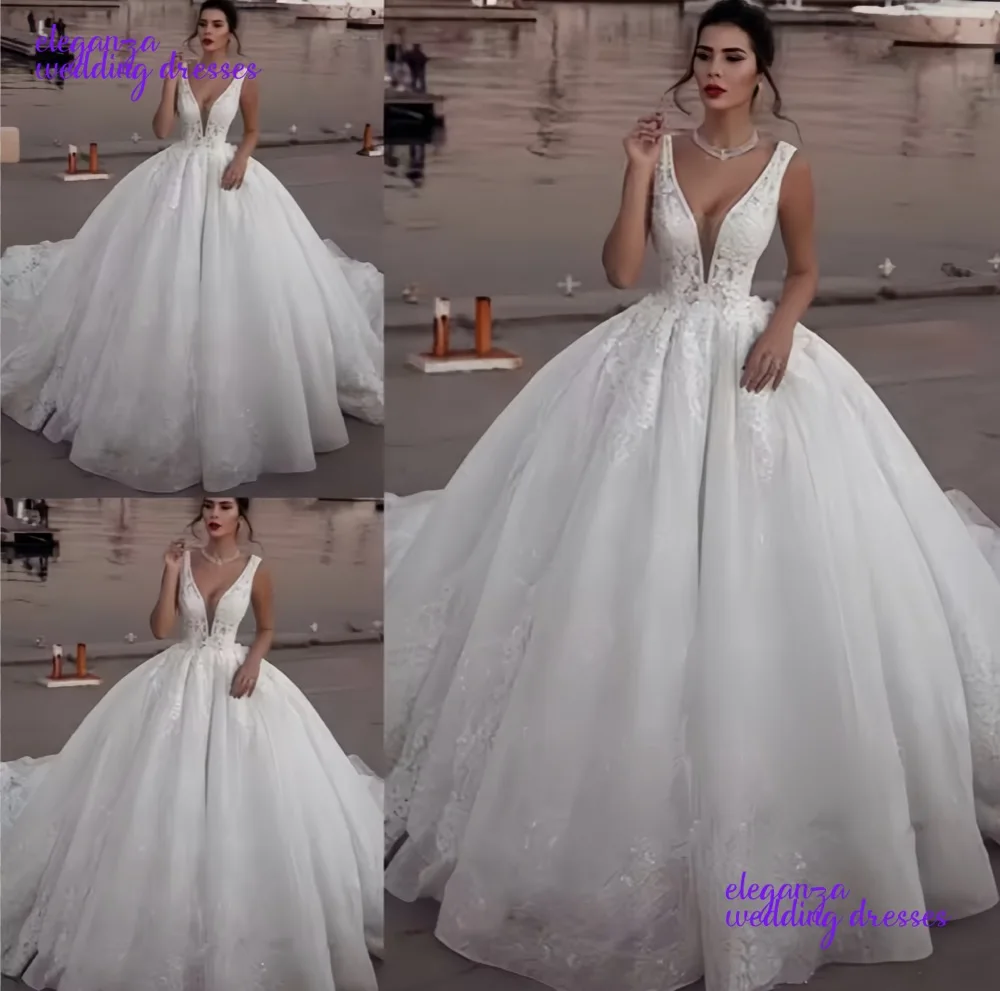 Customized Deep V-neck Sleeveless Bridal Wedding Dress Lace Applique Prom Dress Fluffy Wedding Dress  Vestidos De Novia