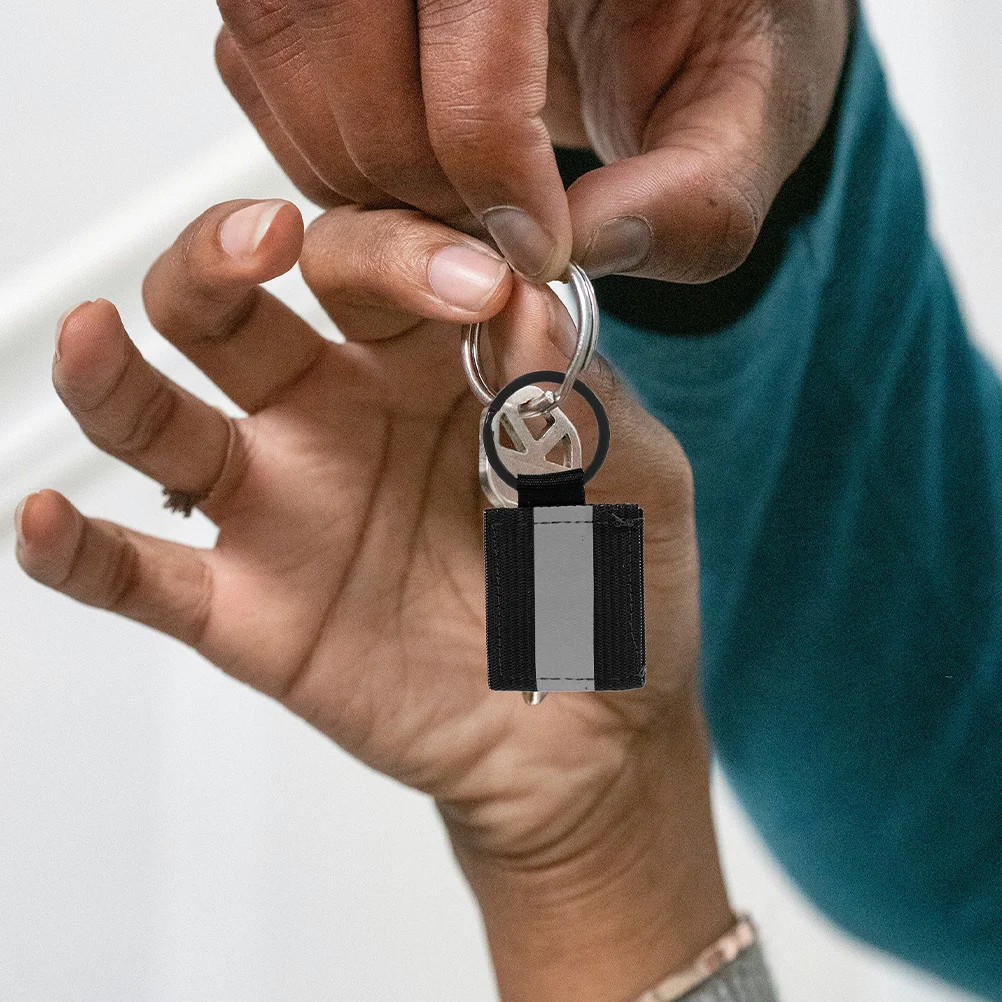 

10Pcs Double Sided Reflective Keychain Tags Bright Visibility Night Safety for Backpacks Handbags Zippers Outdoor Sports Running