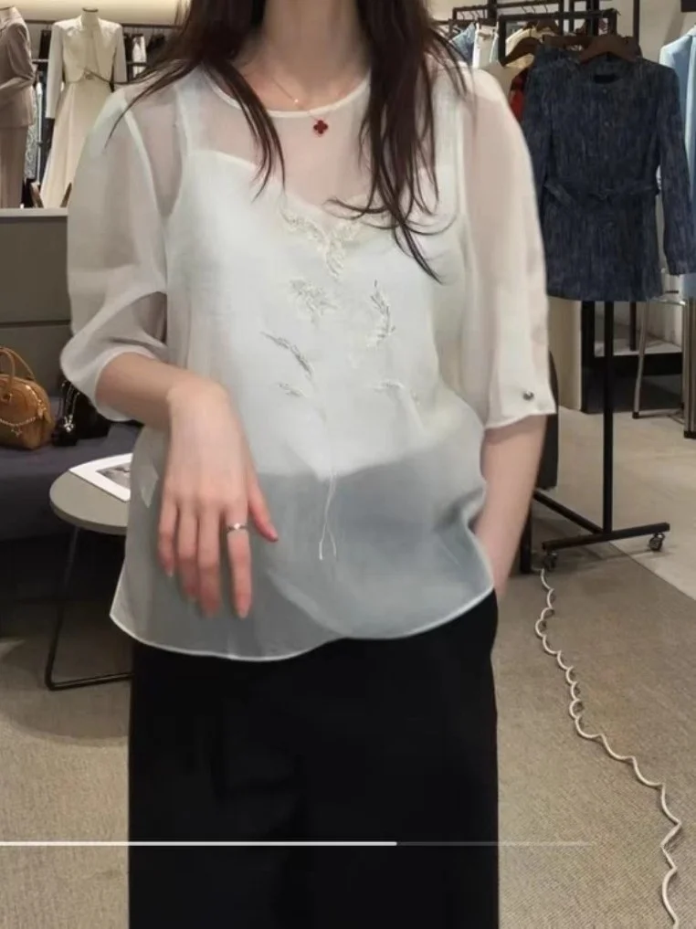 

Elegant Gentle Style Embroidered Bubble Sleeve Shirt Women's Cotton Breathable Summer New Arrival Korean Fashion Blouse
