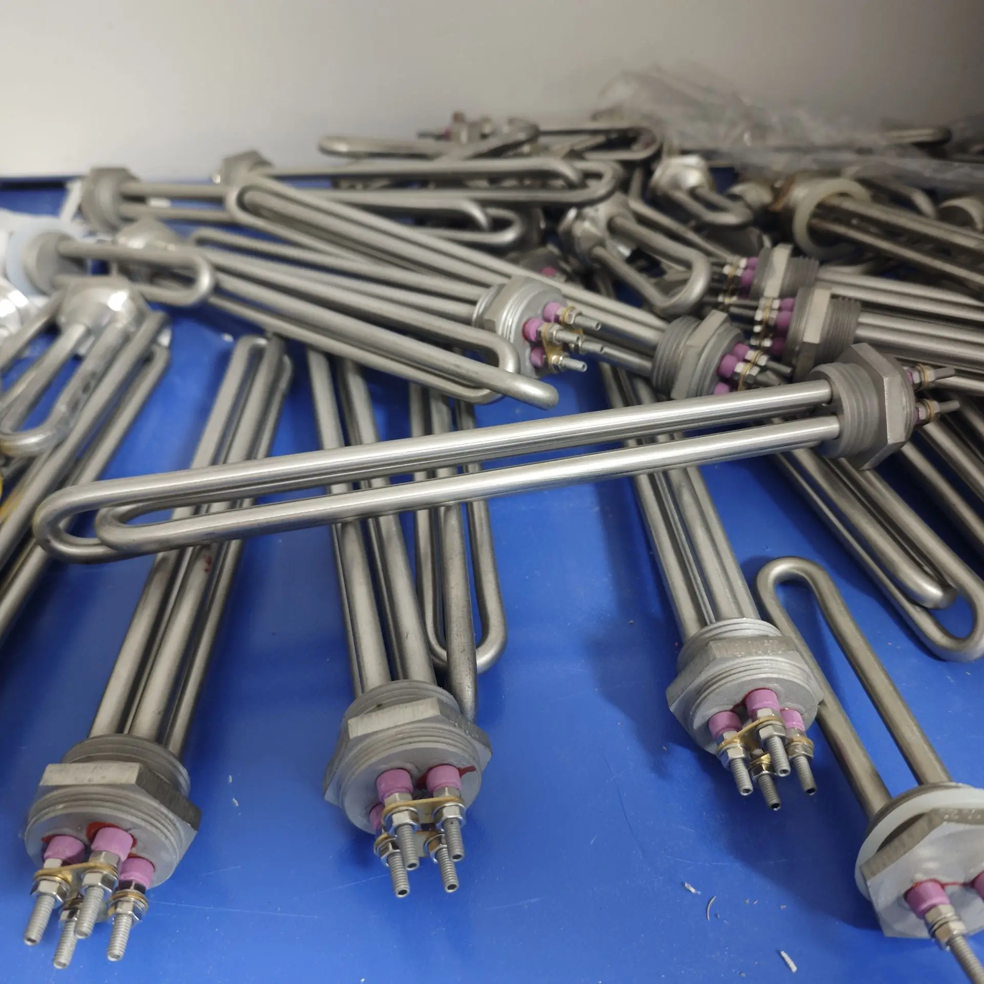 سخان مياه للخزان/الغلاية 12 فولت/24 فولت/36 فولت/48 فولت عنصر تسخين المياه بالطاقة الشمسية من الفولاذ المقاوم للصدأ