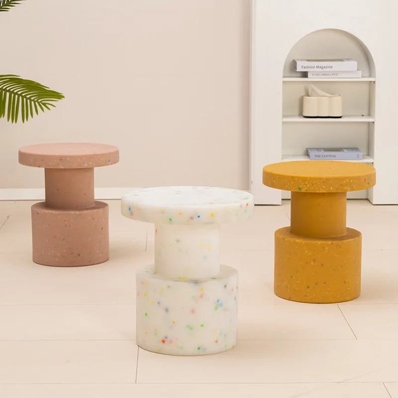 

Cute Round Coffee Table Nordic Designer Mini Small Books Side Table Aesthetic Space Saving Mesa Auxiliar Living Room Furniture