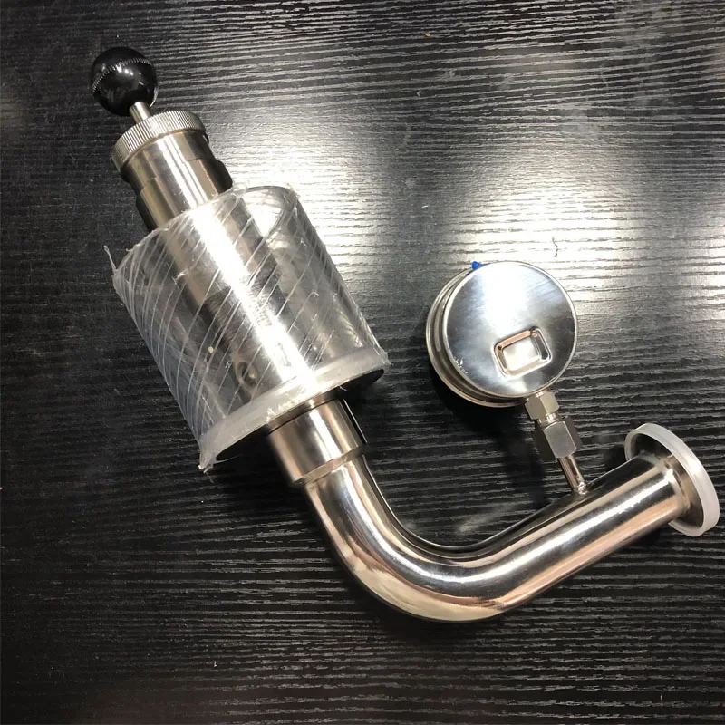 0.2-2.2 Bar SUS304 Stainless Sanitary Adjustable Pressure Relief Safety Valve With 0.4Mpa Pressure Gauge