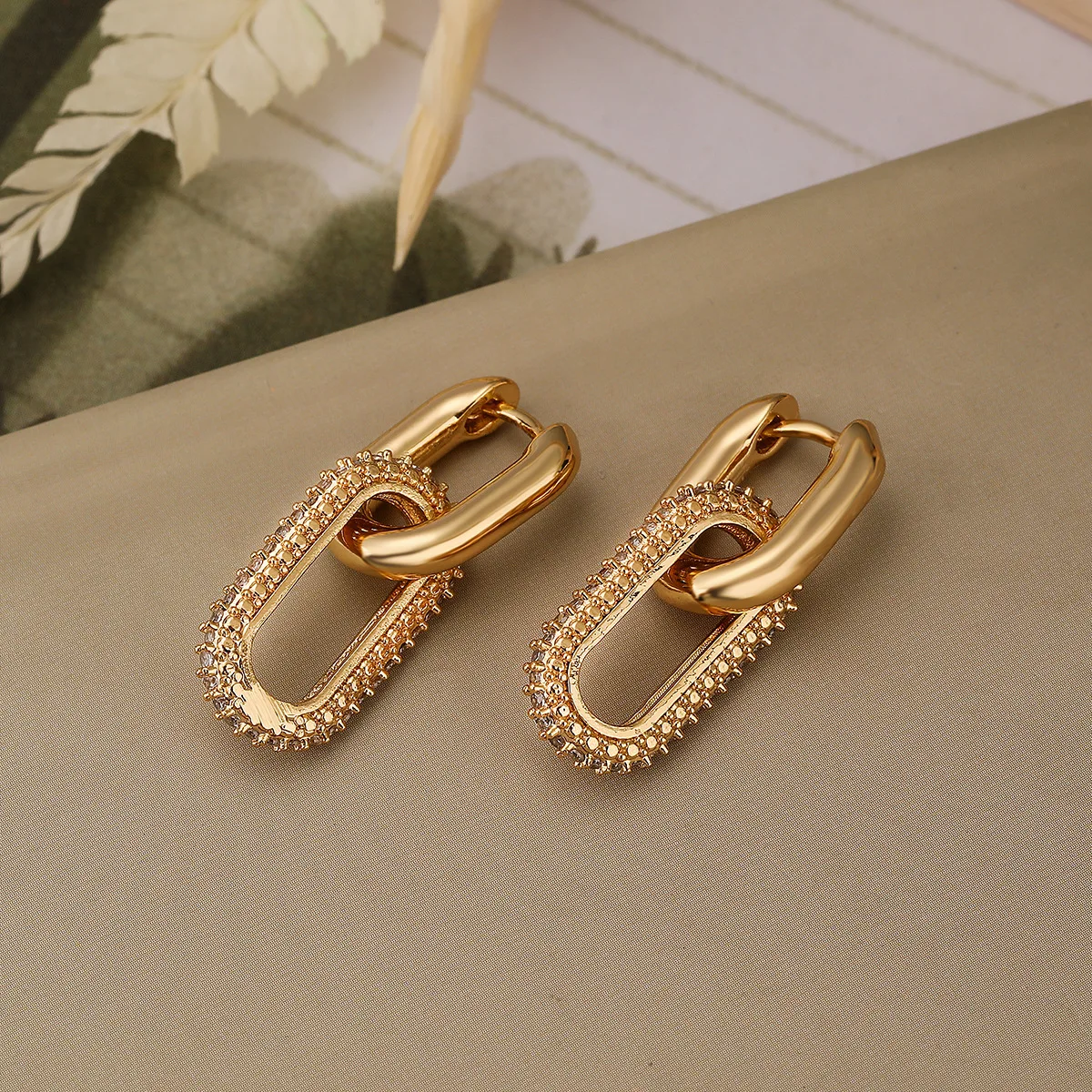 

FTCY Retro Double Loop Earrings for Women Shiny Rhinestone Geometry Round Hoop Earrings Girls Punk Hip Hop Jewelry Gift