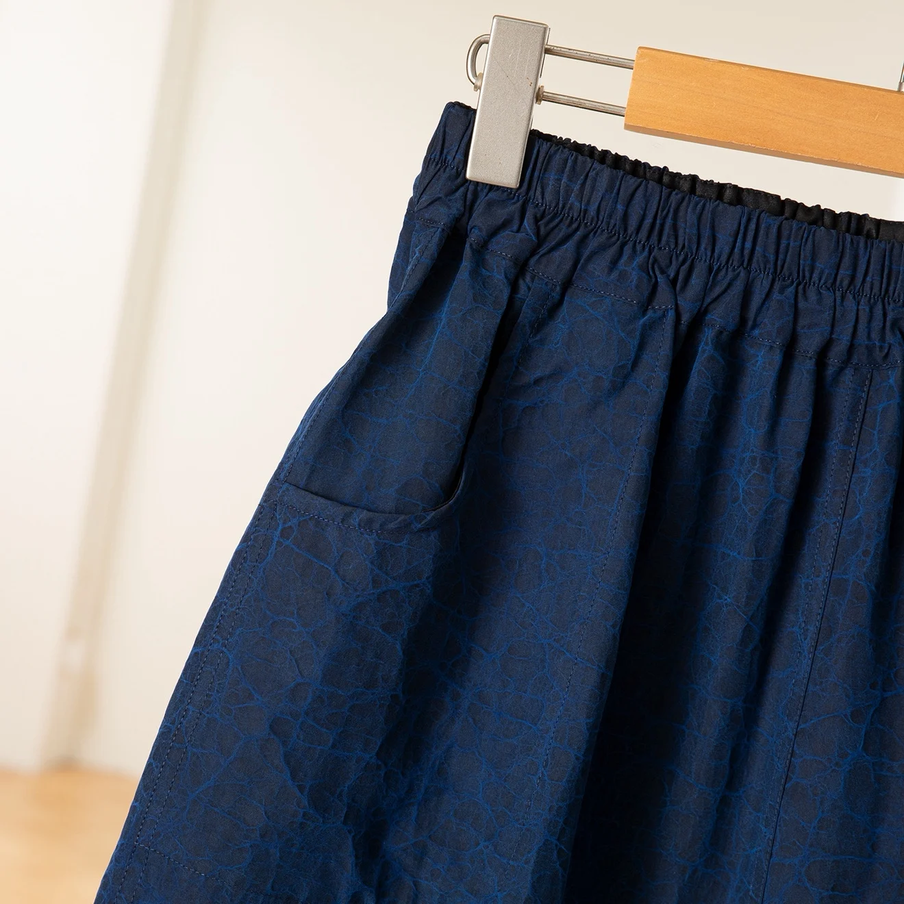 Blue and Black Double-sided 100% Natural Mulberry Silk Gambiered Guangdong Gauze Retro Elastic Waist Women's Straight Leg Pants