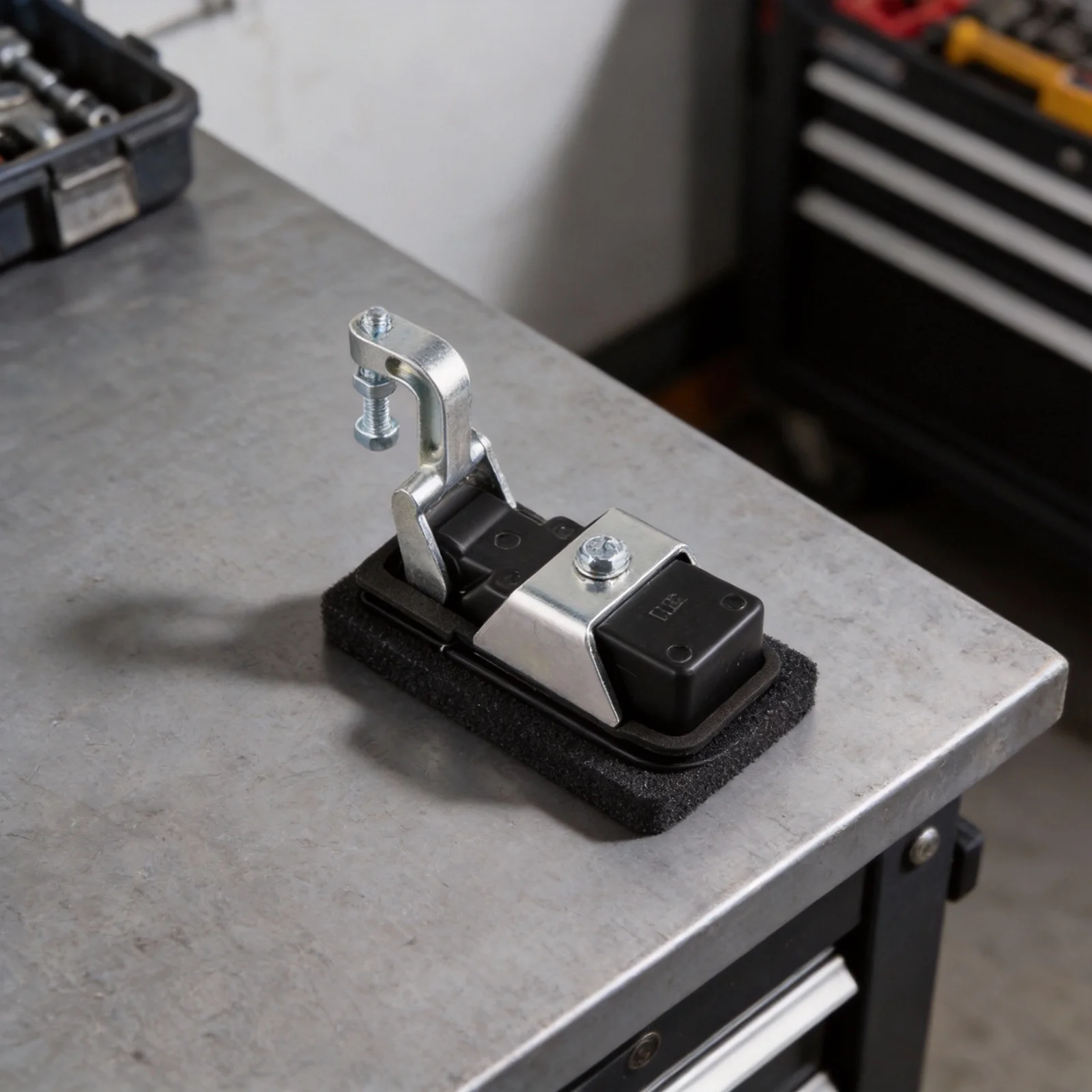 52mm Tool Box Lock Compression Push Lock Latch Accessory Zinc Alloy Lock Ideal For Caravans Robust Construction