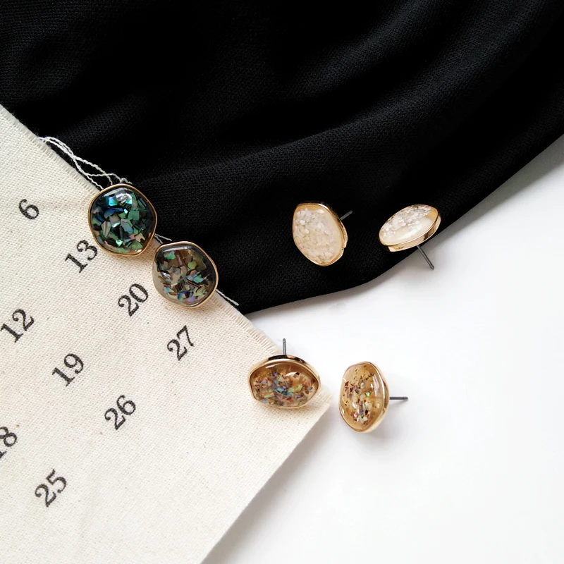 Unique contracted exaggerated earrings seven color restoring ancient ways is dazzle colour earrings delicate earrings wholesale