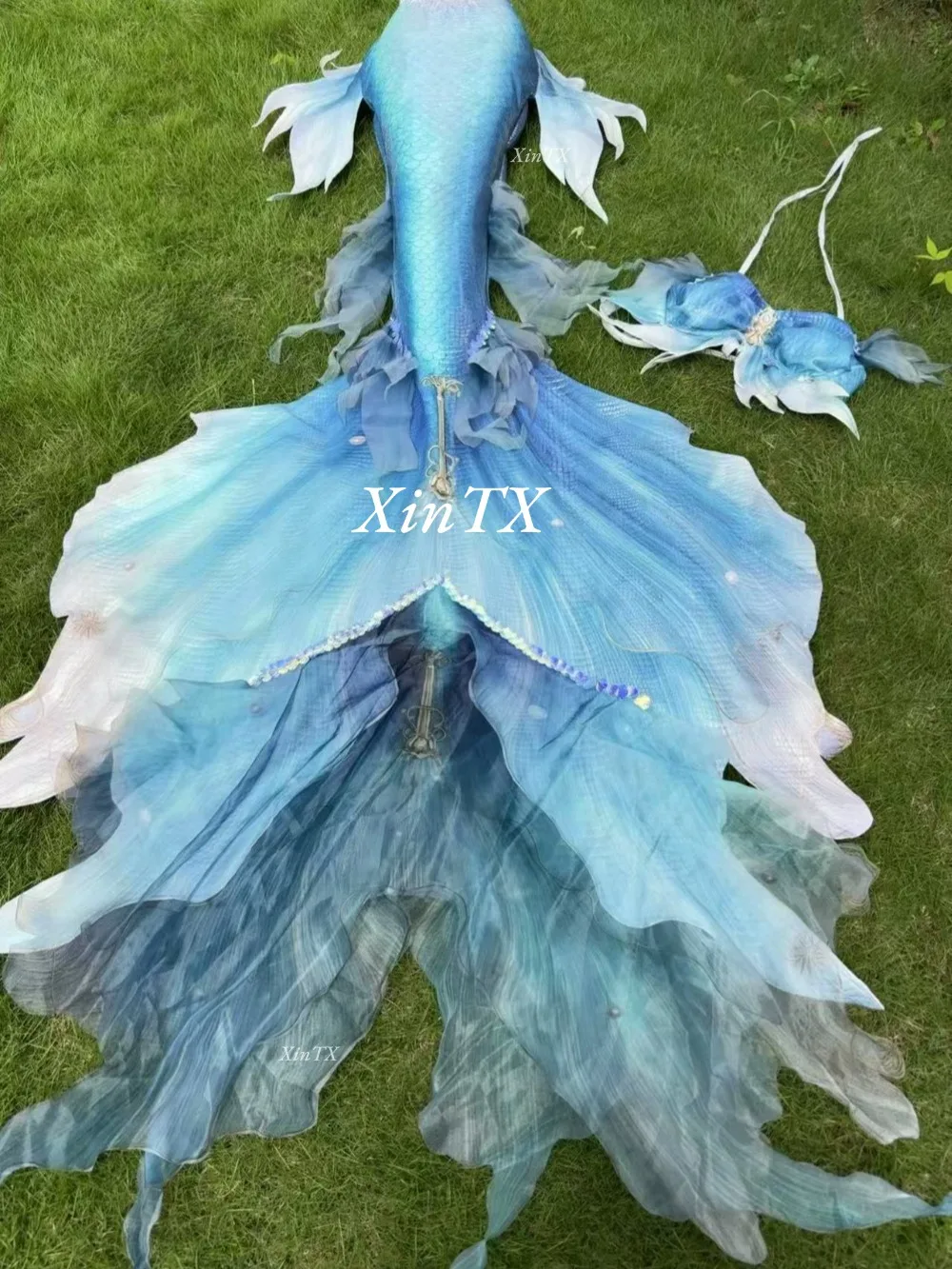 

2026 Adult Mermaid Tail Hot Stamping Fabric Dream Yarn Design Aquarium PerformanceWomen Swimwear Cosplay Costume