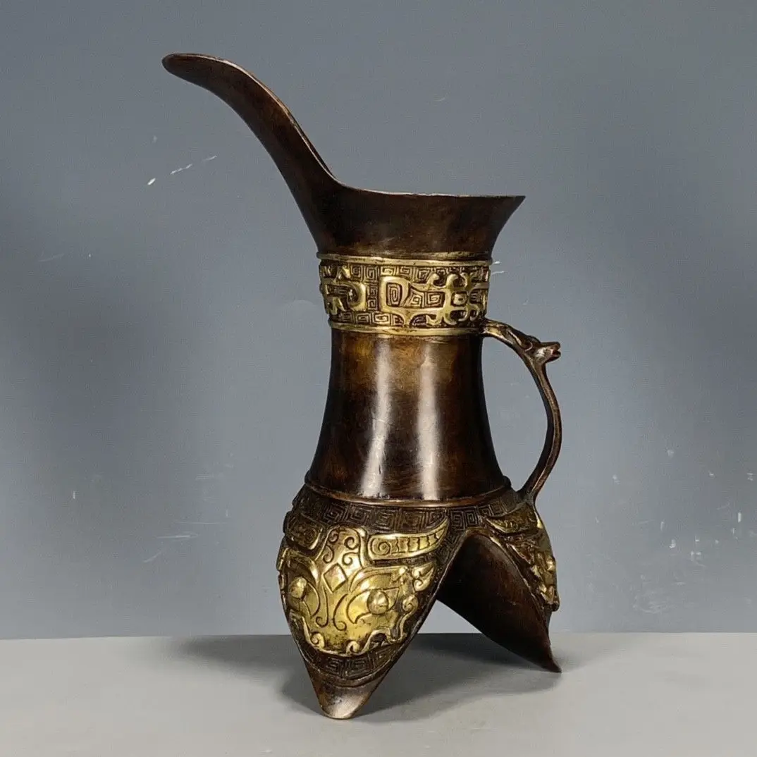 Three-legged tripod of man-faced beastWine Vessel Ornament Decoration Tea Pet Figurines Desk Decor Accessories