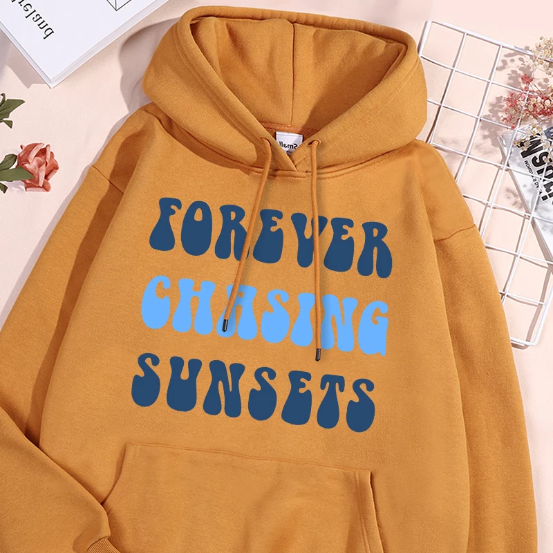 

Forever Chasing Printing Sport Shirts Men'S Fashion Everyday Hoodies Unisex Causal Pocket Sportwear Streetwear Fleece Clothing