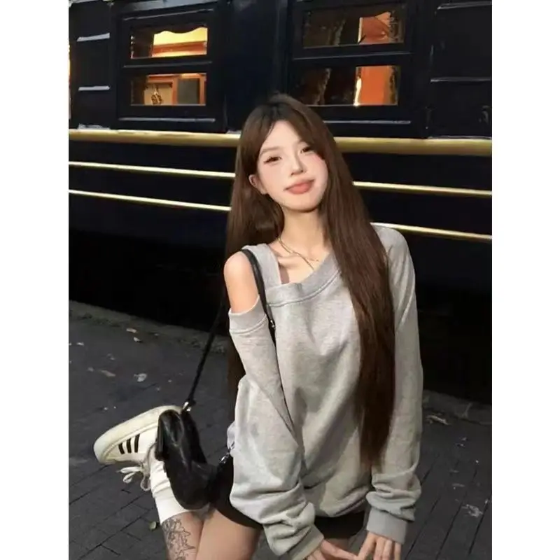 

Pure Desire Sexy Hot Girl Gray Sloping Shoulder Hoodie Women's New Loose and Lazy Style Stunning Chic Off Shoulder Top