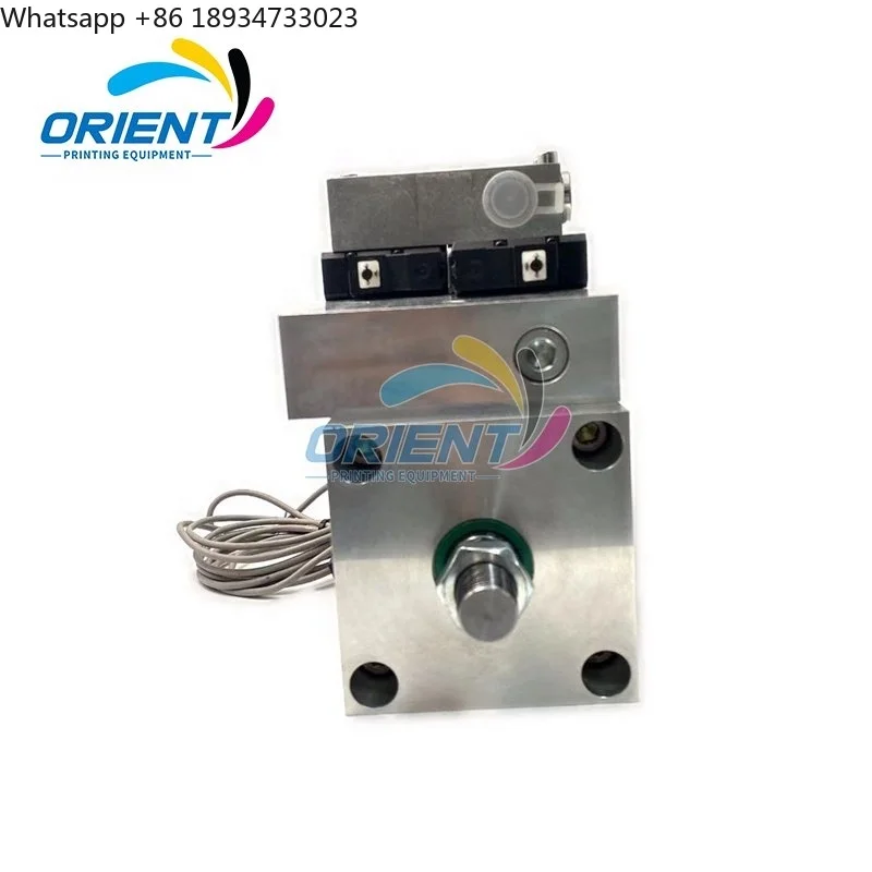 New DP/CPE-100-79/6-PPV/PA-SA L2673350 Pneumatic Cylinder for KBA 106 Machine Spare Parts