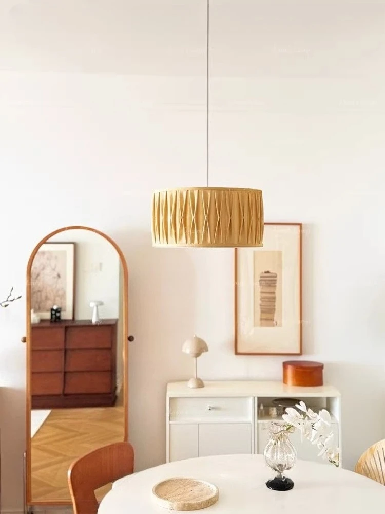 French restaurant pendant light with pleated medieval fabric, bedroom and study, Japanese style 2026 new pendant light