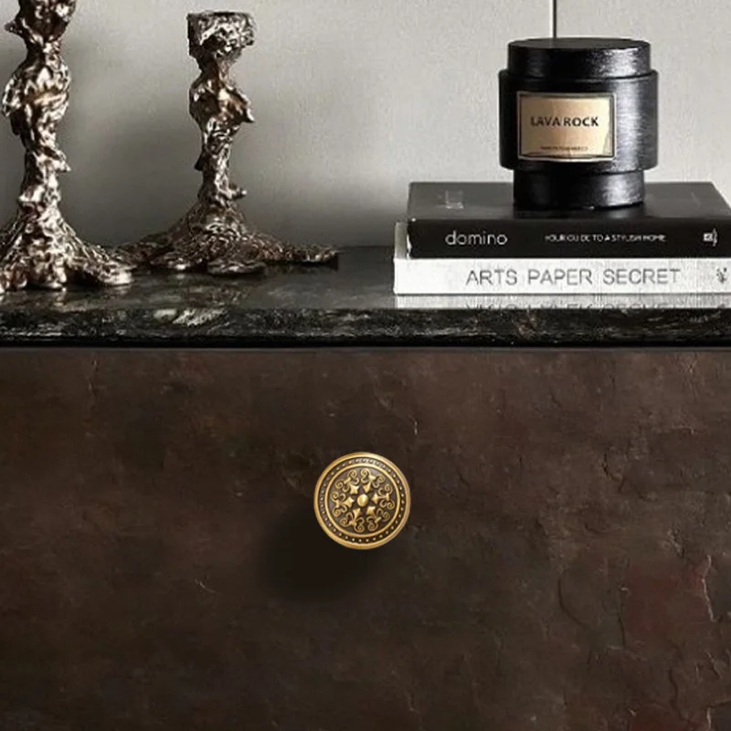 

Luxury French Bronze Ball Cabinet Door Handles American Vintage Drawer Pulls Kitchen Cabinet Wine Cabinet Single Hole Pulls